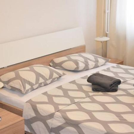 Apartments Sat ベオグラード エクステリア 写真