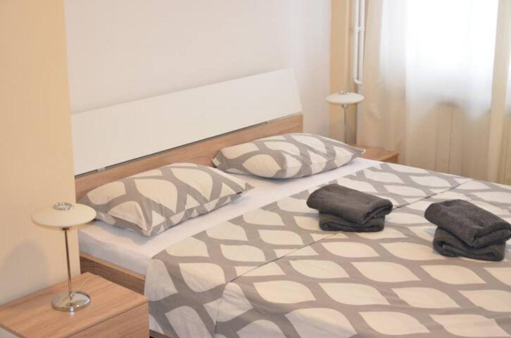 Apartments Sat ベオグラード エクステリア 写真