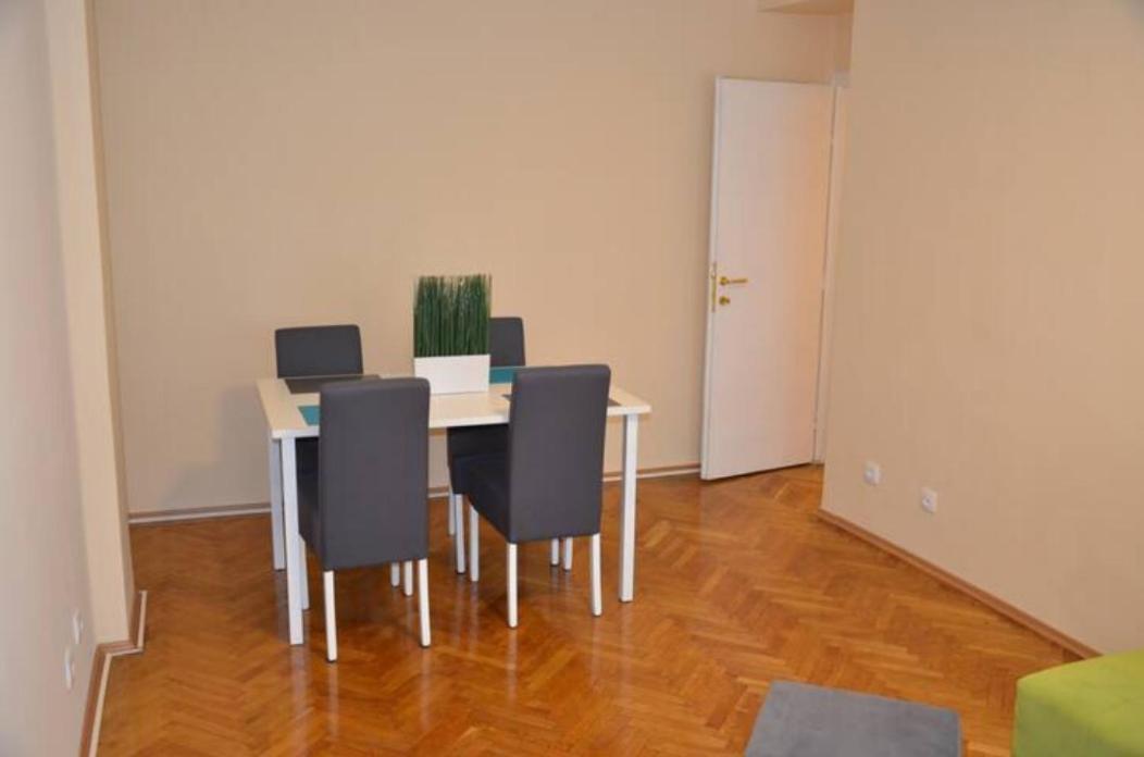 Apartments Sat ベオグラード エクステリア 写真